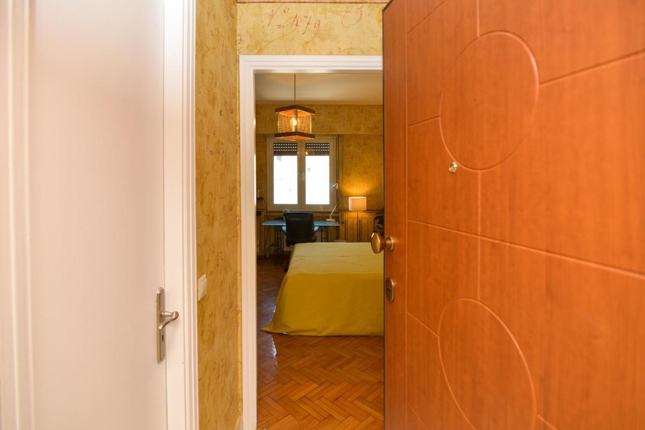 Athens Stylish Studio In Front Of Syntagma Metro Stop For 2 Exterior photo